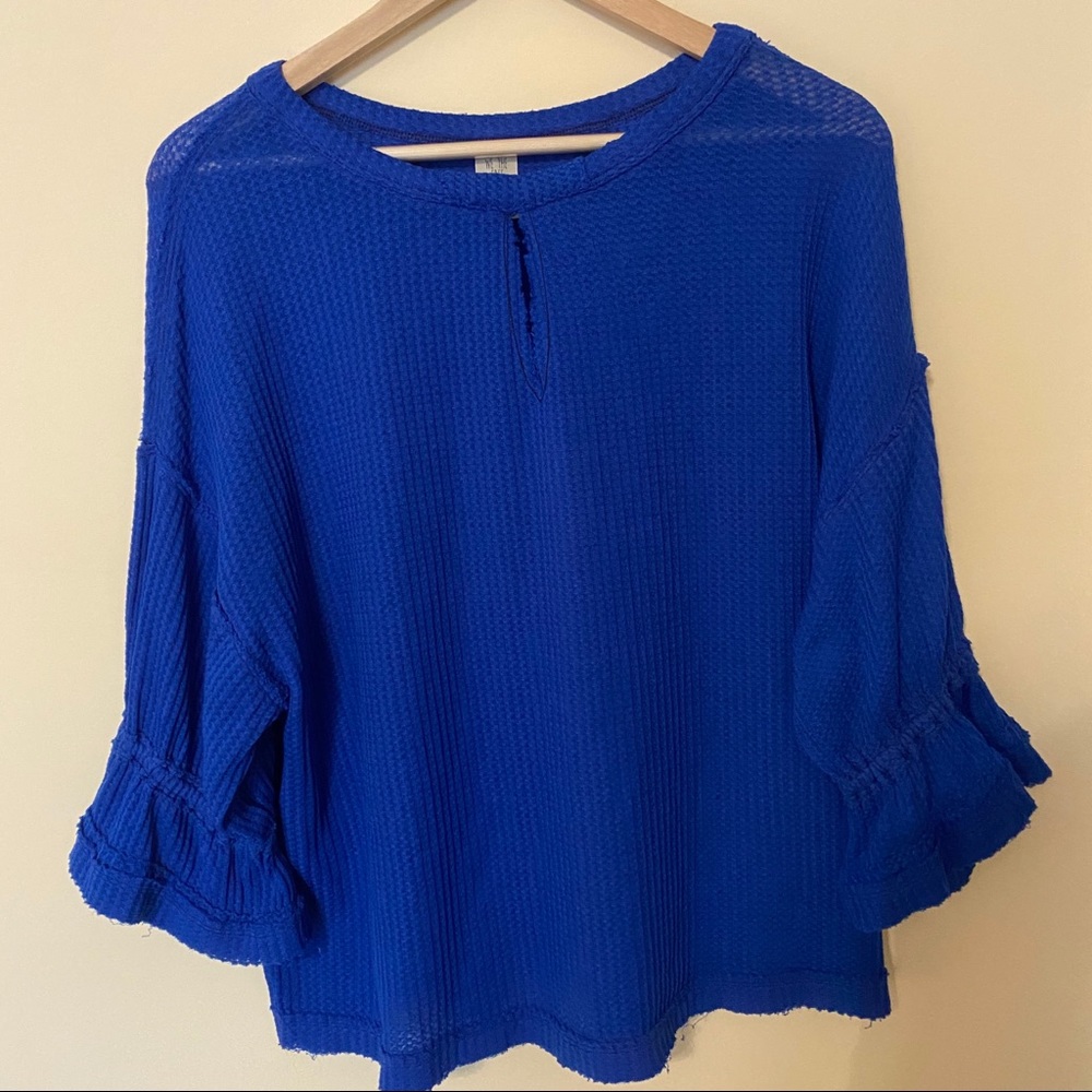 Free People Blue Bell Sleeve Raw Hem Keyhole Top